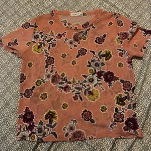 Medium size crop top